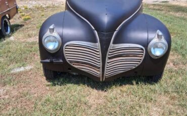 Plymouth-1941-black-4