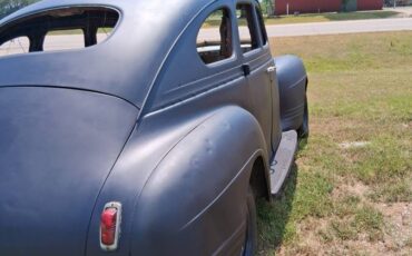 Plymouth-1941-black-9