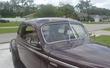 Plymouth-1941-red-10