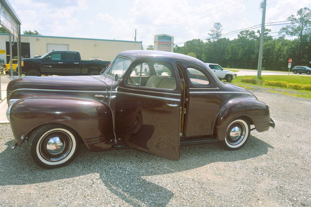 Plymouth-1941-red-11