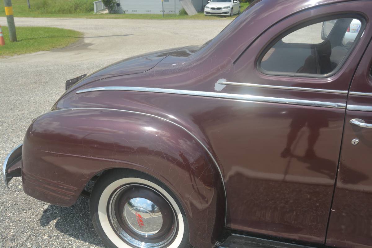 Plymouth-1941-red-3