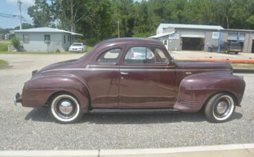 Plymouth-1941-red-4