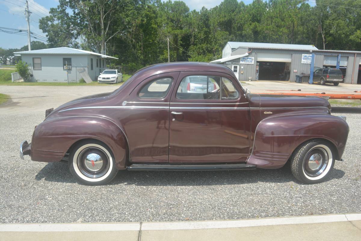 Plymouth-1941-red-4