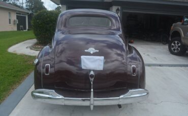 Plymouth-1941-red-7
