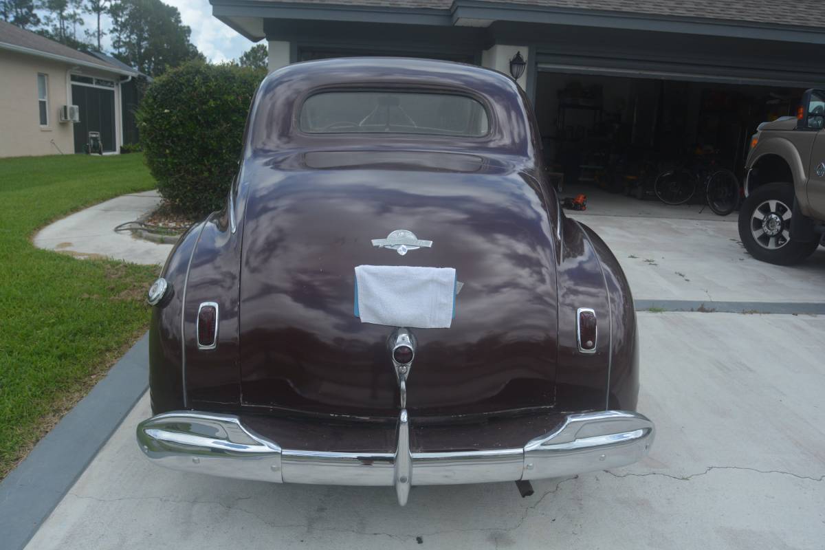 Plymouth-1941-red-7