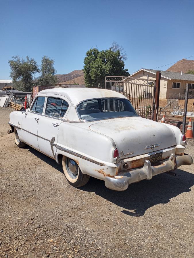 Plymouth-1954-3