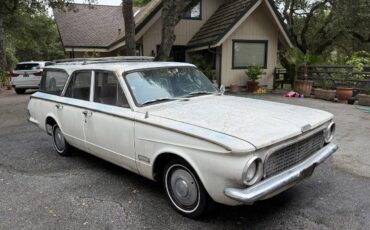 Plymouth-1963-white-3