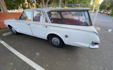 Plymouth-1963-white-9