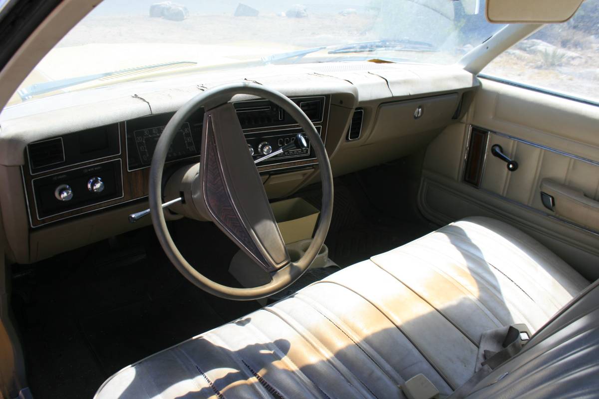 Plymouth-1977-5