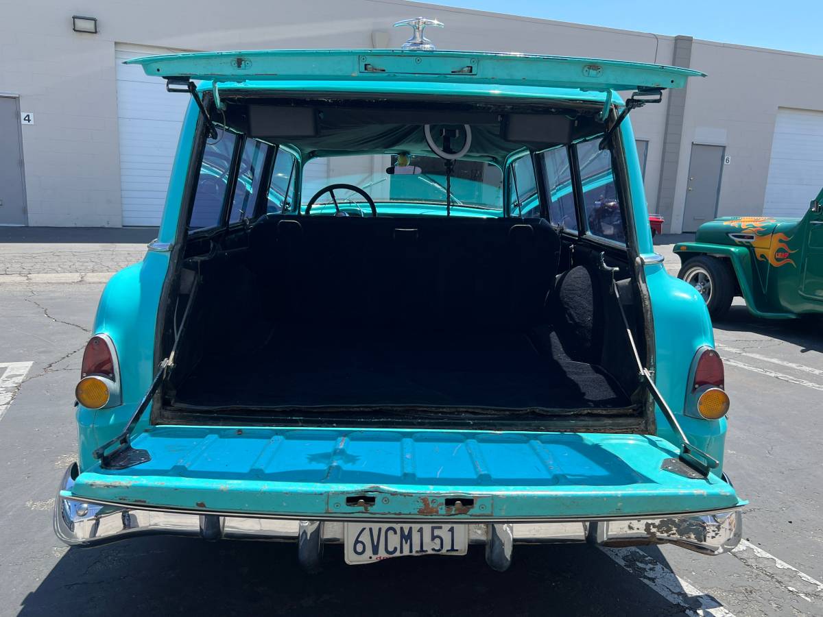 Plymouth-2-door-wagon-1954-9