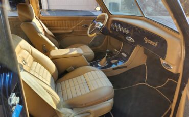 Plymouth-2-dr-sedan-1950-Blue-Tancream-9