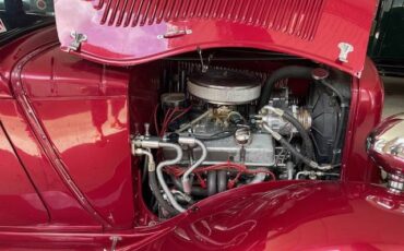 Plymouth-4-door-sedan-1933-custom-7