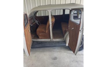 Plymouth-4-dr-sedan-1936-Brown-Brown-11