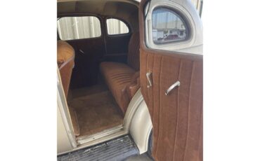 Plymouth-4-dr-sedan-1936-Brown-Brown-7