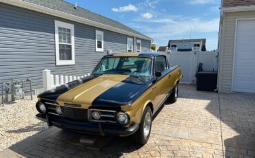 Plymouth-Barracuda-1965-Coupe-13