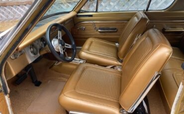 Plymouth-Barracuda-1965-Coupe-2