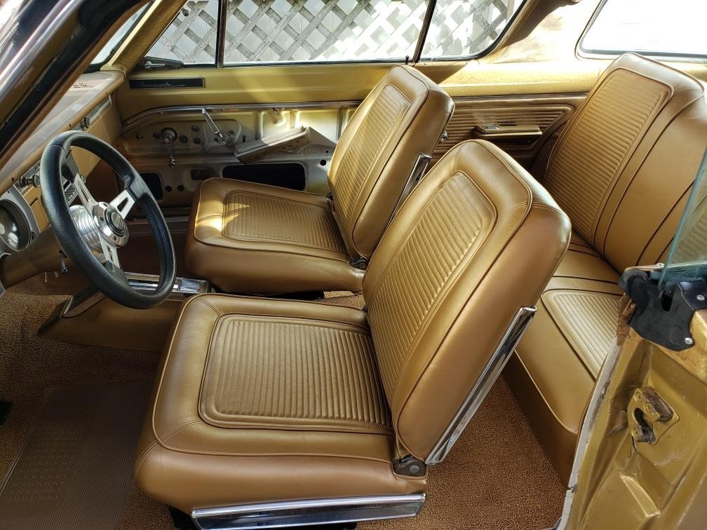 Plymouth-Barracuda-1965-Coupe-7
