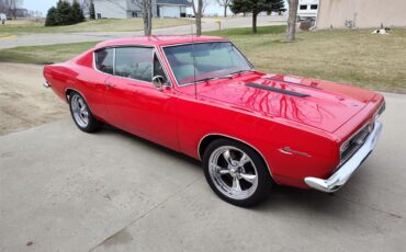 Plymouth-Barracuda-1967-Red-Hot-tamale-White-1