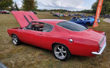Plymouth-Barracuda-1967-Red-Hot-tamale-White-2