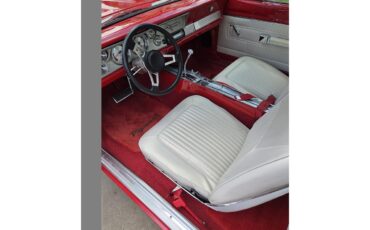 Plymouth-Barracuda-1967-Red-Hot-tamale-White-3