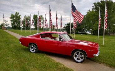Plymouth-Barracuda-1967-Red-Hot-tamale-White