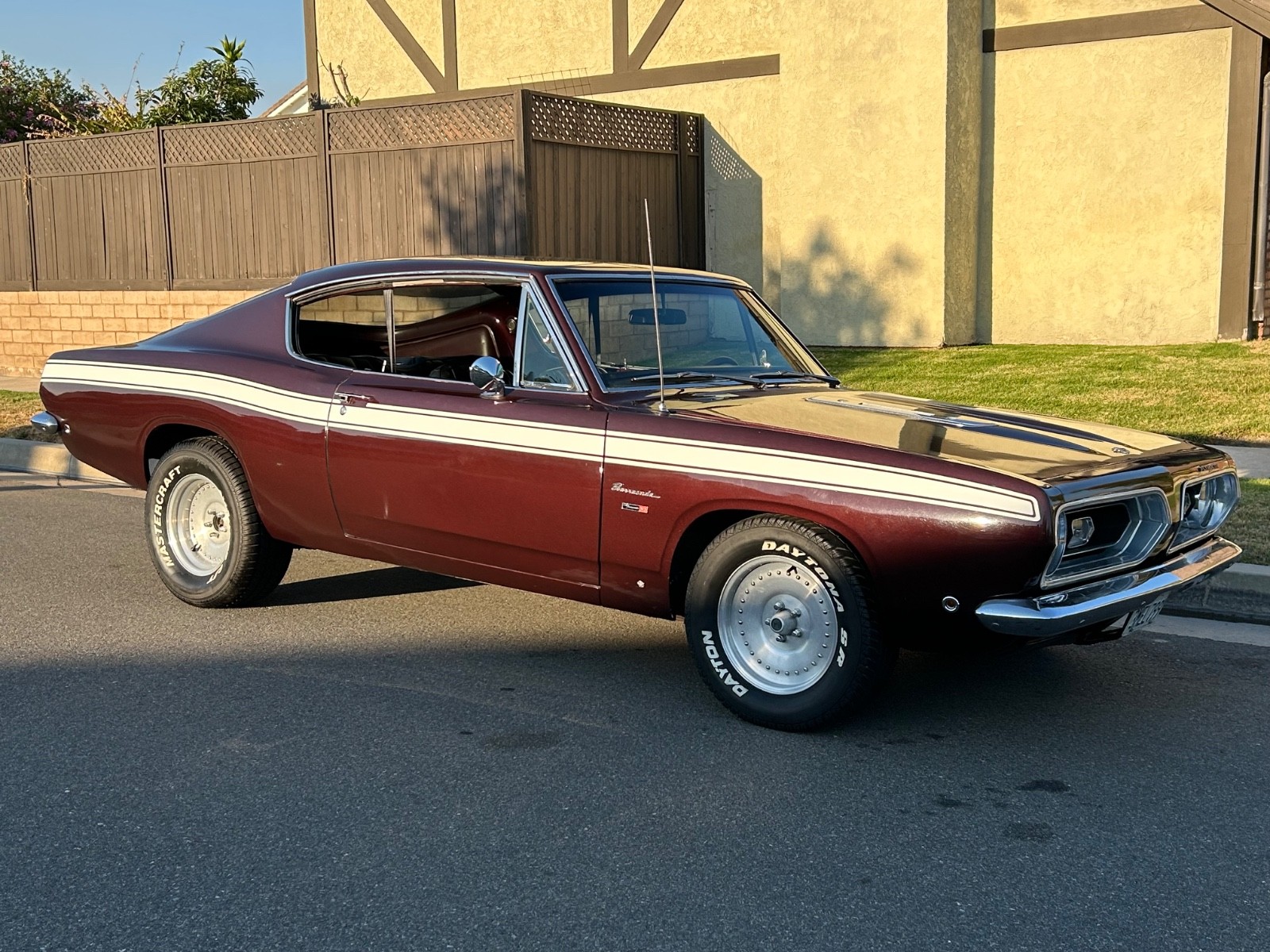 Plymouth-Barracuda-1968-Fastback-2