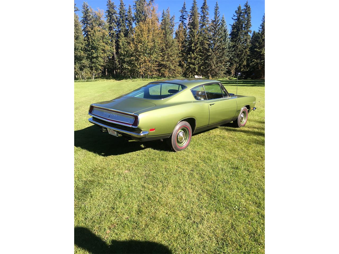Plymouth-Barracuda-1969-Green-Green-11