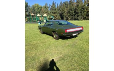 Plymouth-Barracuda-1969-Green-Green-13