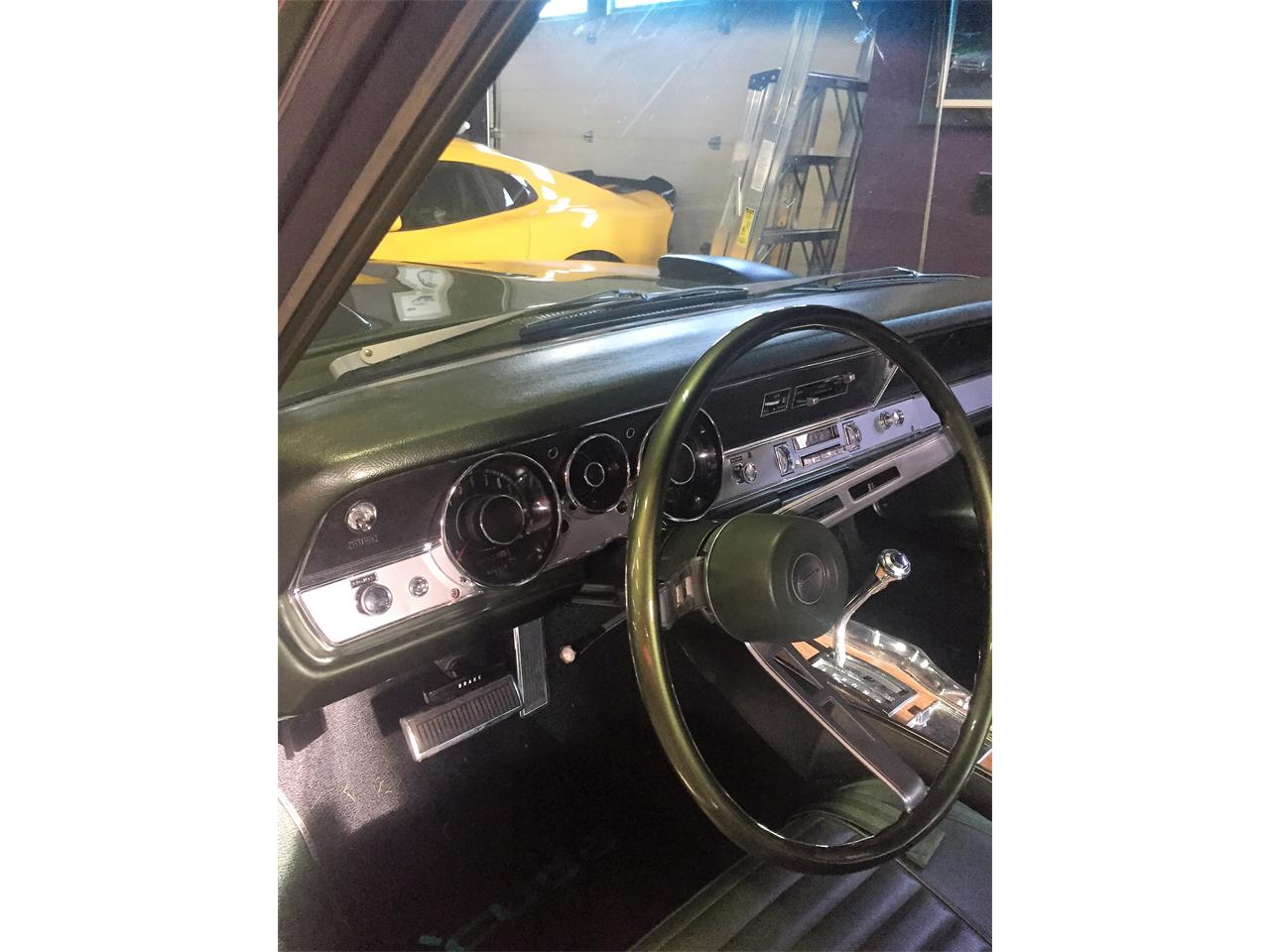 Plymouth-Barracuda-1969-Green-Green-15