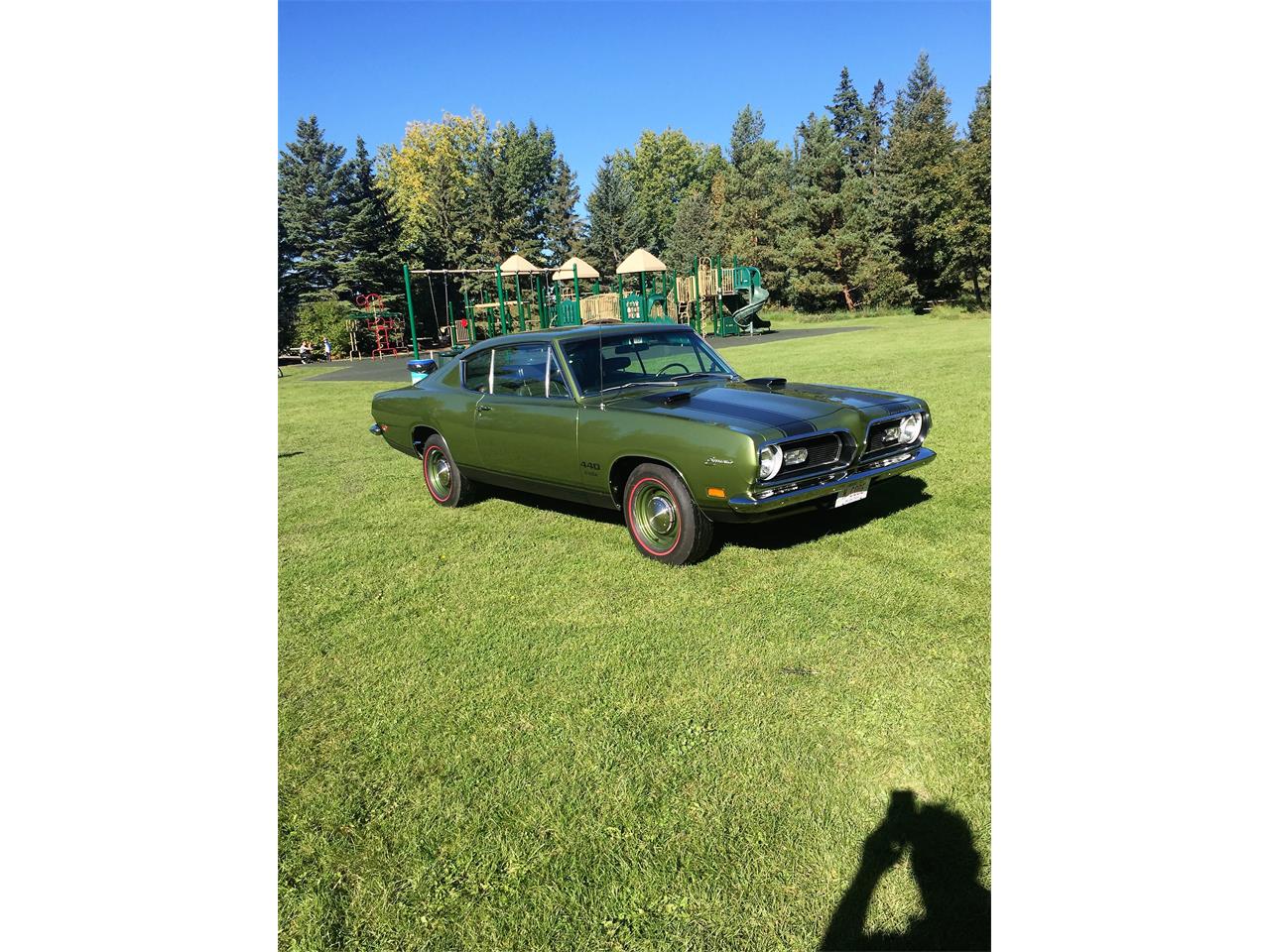 Plymouth-Barracuda-1969-Green-Green-2
