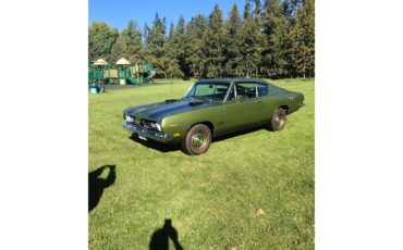 Plymouth-Barracuda-1969-Green-Green-8