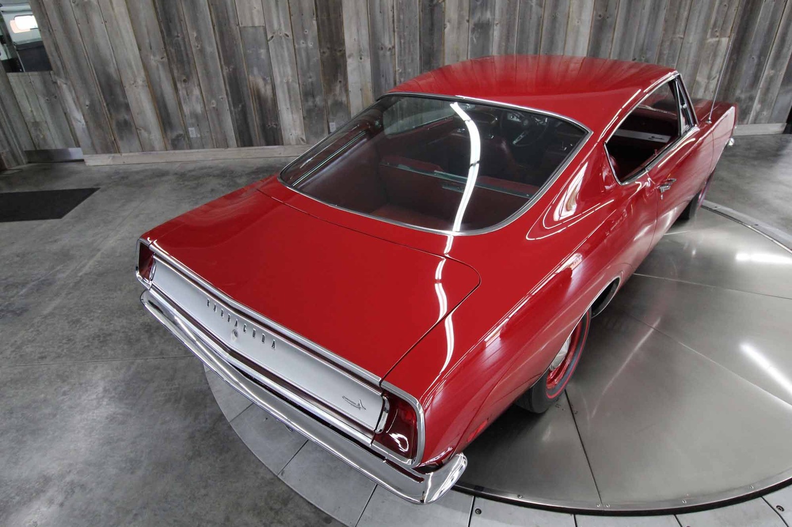 Plymouth-Barracuda-1969-RESTORED-20
