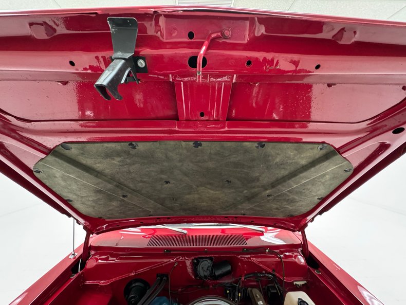 Plymouth-Barracuda-1969-Scorch-Red-Black-19