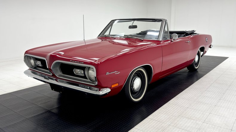Plymouth-Barracuda-1969-Scorch-Red-Black-2