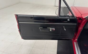 Plymouth-Barracuda-1969-Scorch-Red-Black-27