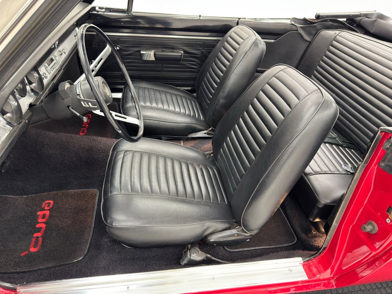 Plymouth-Barracuda-1969-Scorch-Red-Black-29