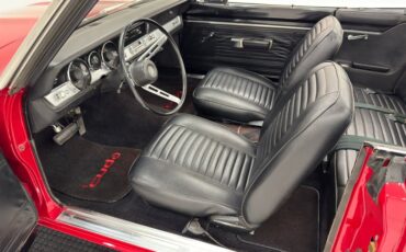 Plymouth-Barracuda-1969-Scorch-Red-Black-30