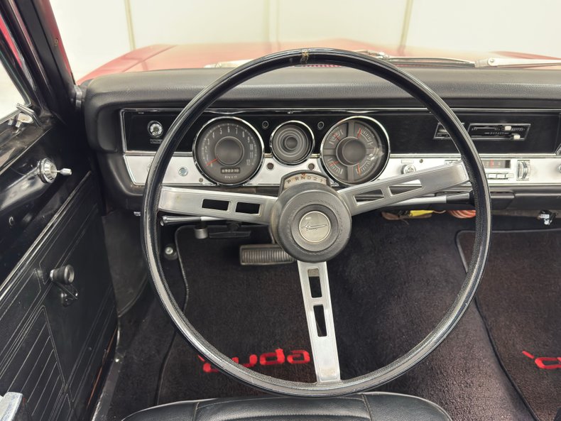 Plymouth-Barracuda-1969-Scorch-Red-Black-36