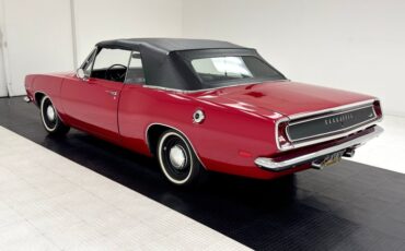 Plymouth-Barracuda-1969-Scorch-Red-Black-5