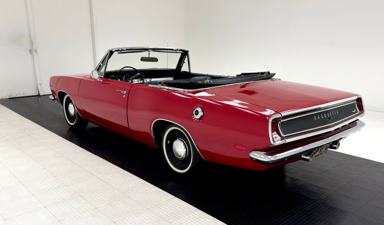 Plymouth-Barracuda-1969-Scorch-Red-Black-6