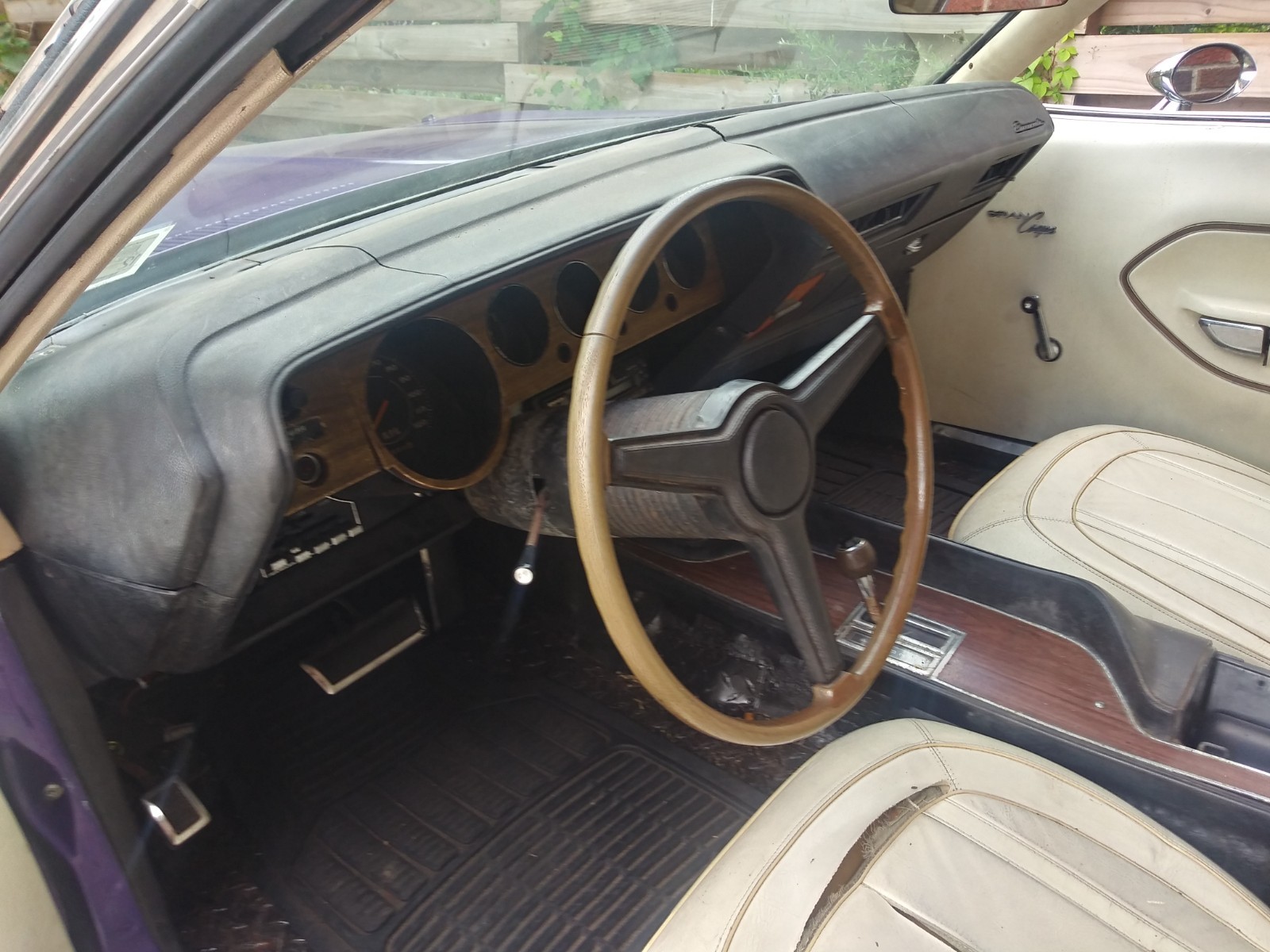 Plymouth-Barracuda-1970-Coupe-12