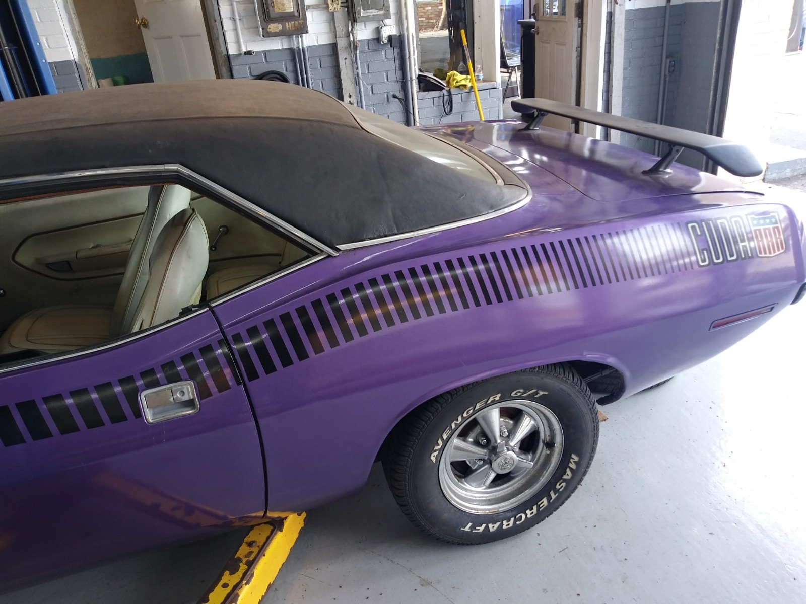 Plymouth-Barracuda-1970-Coupe-3