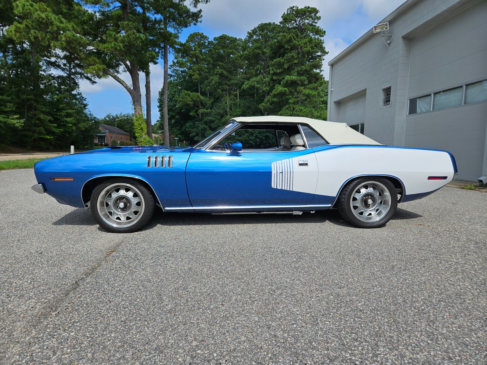 Plymouth-Barracuda-1971-Convertible-1