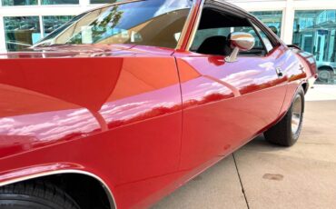 Plymouth-Barracuda-1972-Coupe-13