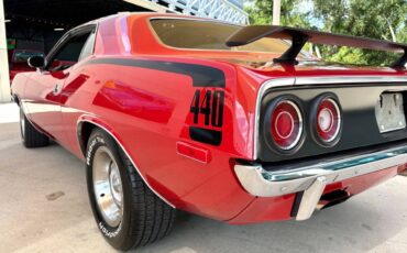 Plymouth-Barracuda-1972-Coupe-15