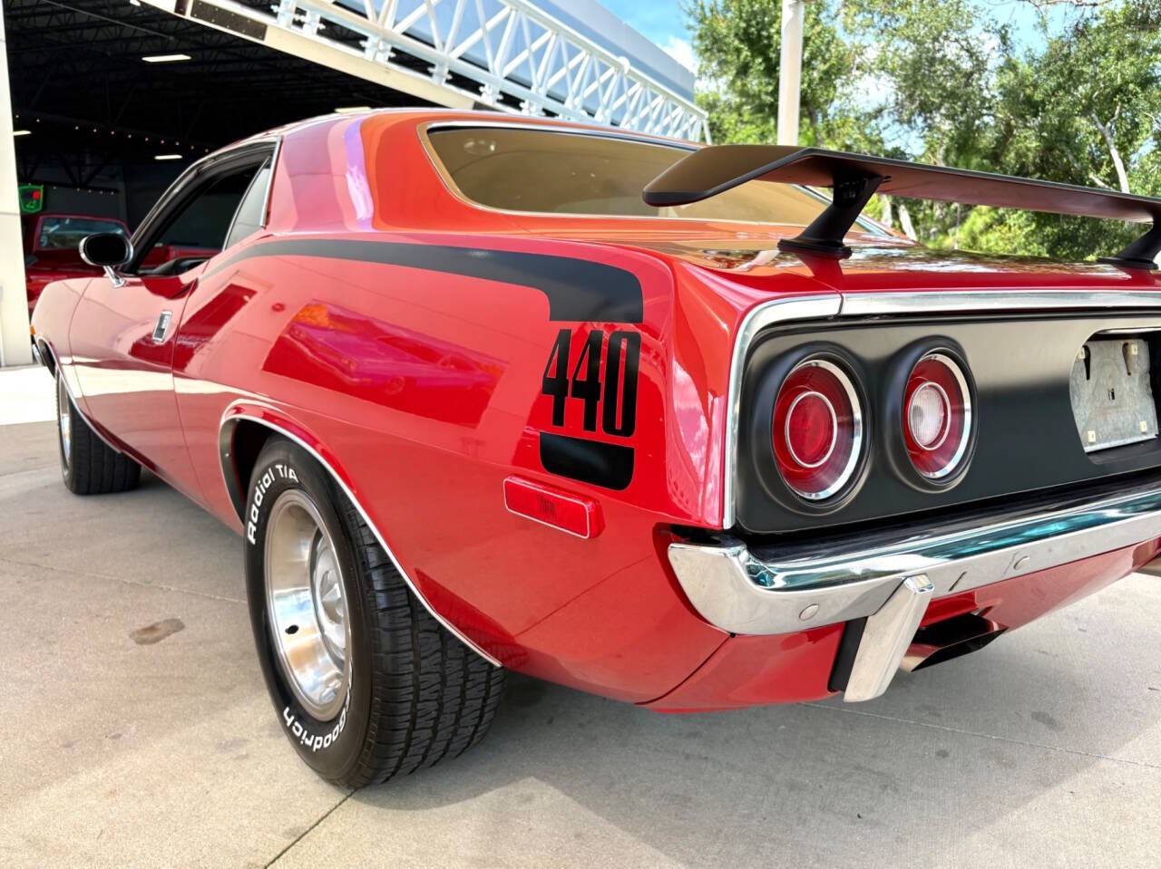 Plymouth-Barracuda-1972-Coupe-15