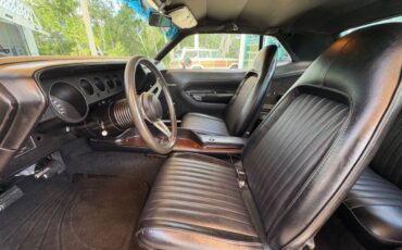 Plymouth-Barracuda-1972-Coupe-24