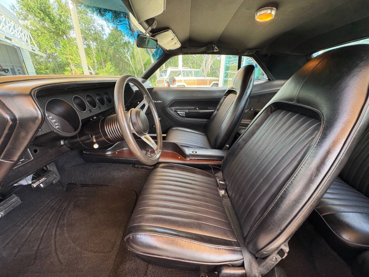 Plymouth-Barracuda-1972-Coupe-24
