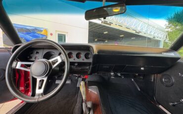 Plymouth-Barracuda-1972-Coupe-27