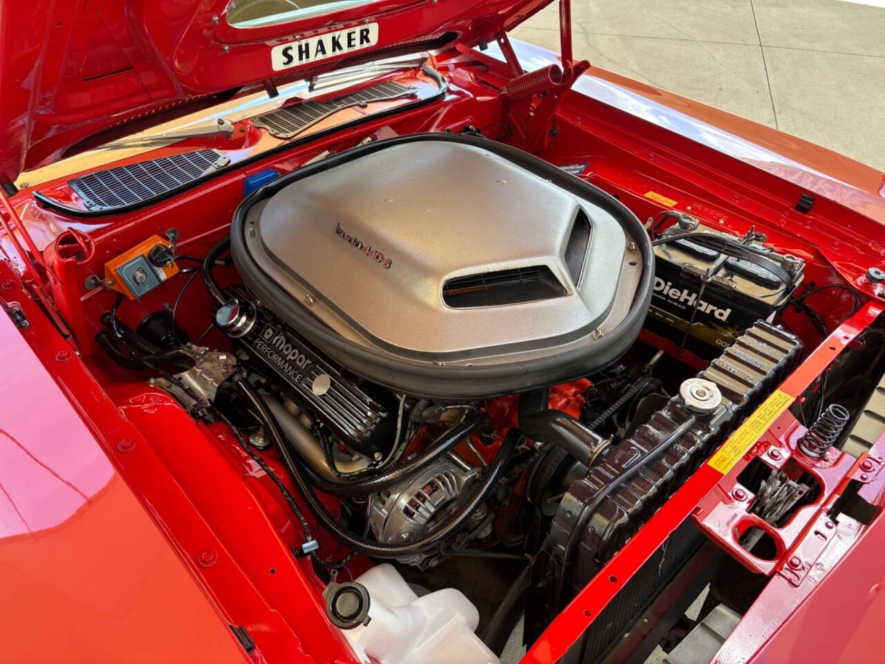 Plymouth-Barracuda-1972-Coupe-36